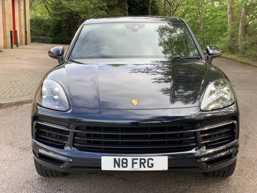 Porsche Cayenne S Moonlight Blue Metallic - Two step polishing