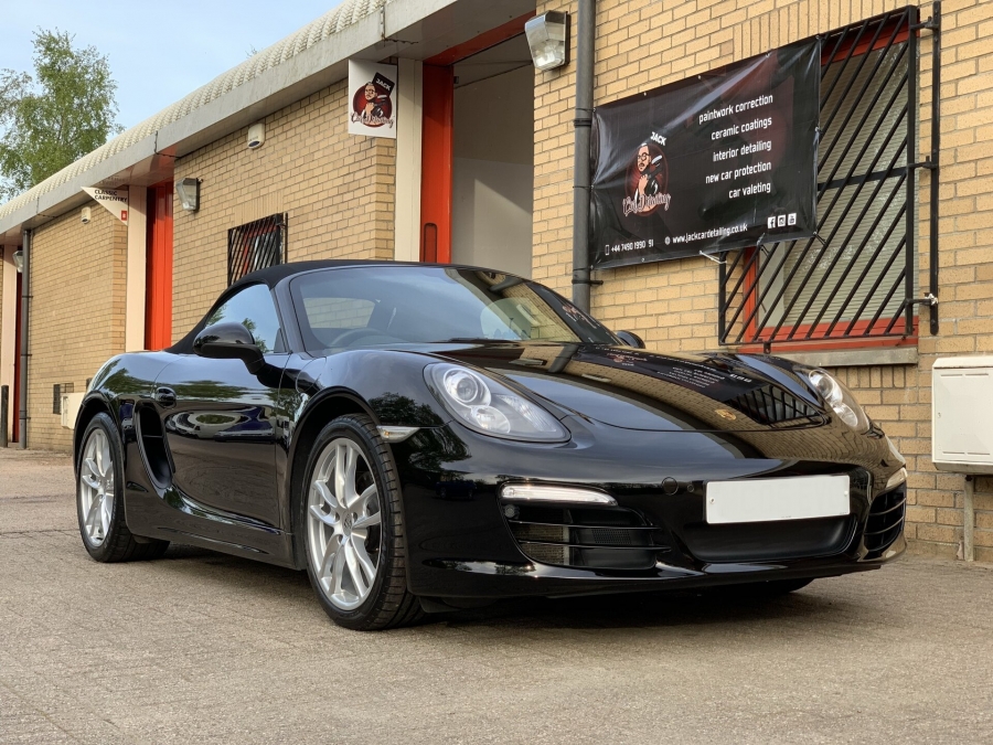 Porsche Boxster Black - Two step polishing